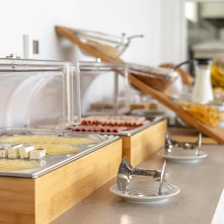 Hotel Kouros &